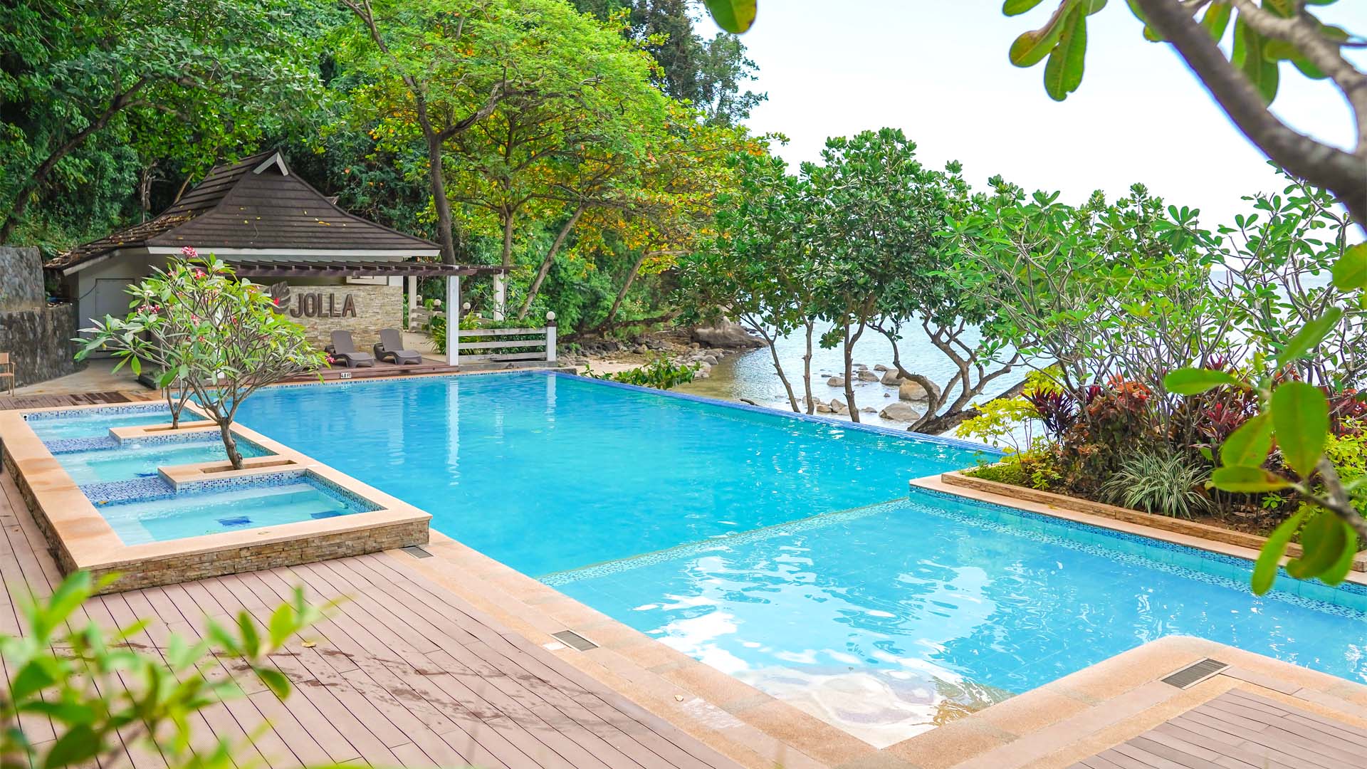 La Jolla Luxury Beach Resort Infinity Pool